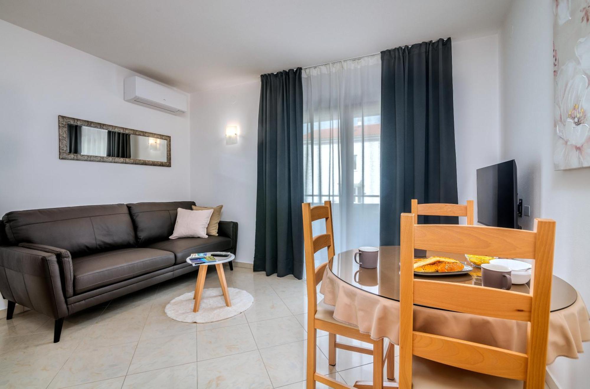 Apartments Kvarner 2 Malinska Exterior foto
